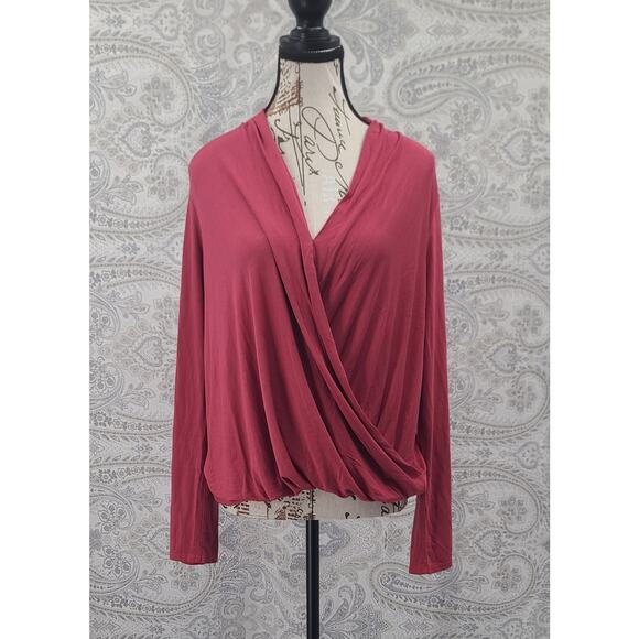 Krisa Surplice women's long sleeve blouse red Size Large Office church polished - Picture 1 of 8